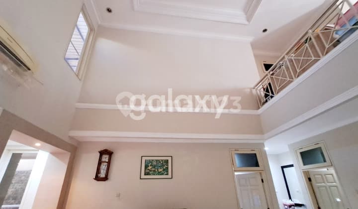 Dharmahusada Regency House. Exceptional 2-Story Building.