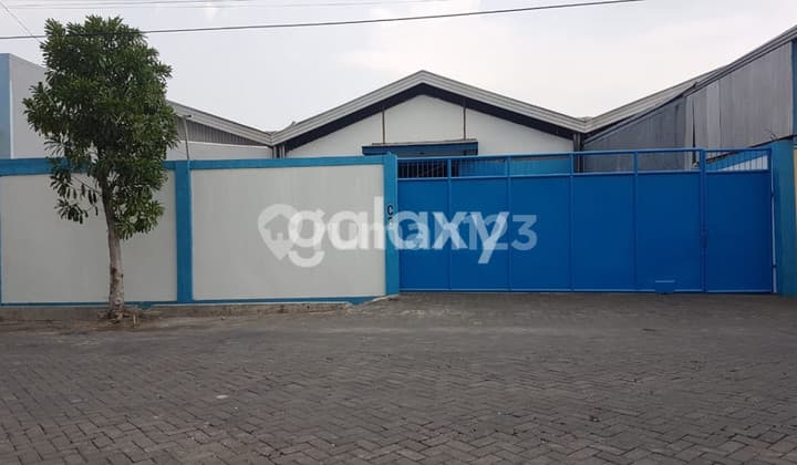 Price Drop. Tambak Langon Margomulyo Warehouse. 40 Feet Container.