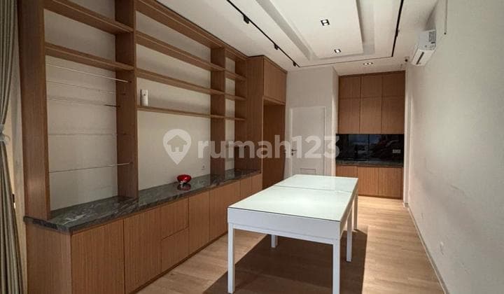 Disewakan Ruko Tierra Soho Surabaya 2 Lantai Full Furnished