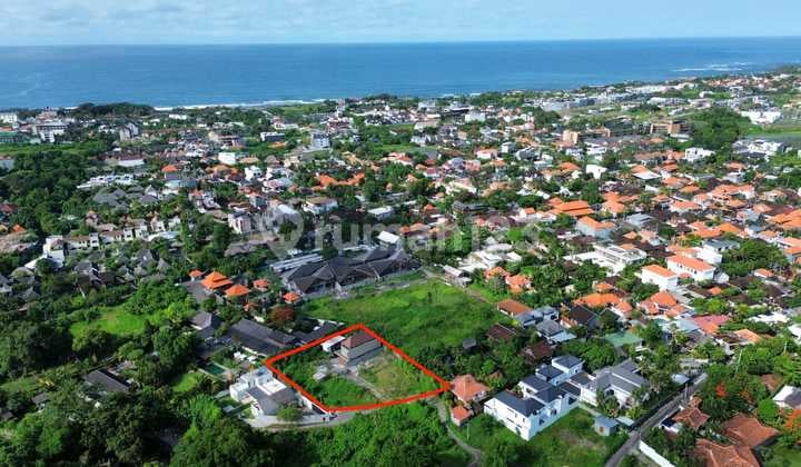 Land 21 Are Only 6 Minutes to Pererenan Beach