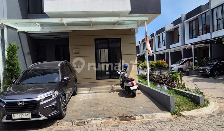 Rumah Di.lingkungan.nyaman Di Bintaro