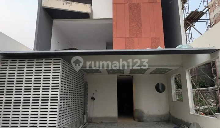 Rumah Dalam.townhouse di Lebak.bulus, Cilandak, Jakarta Selatan