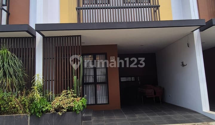 Rumah Siao.huni Nempek Bintaro Dekat Tol