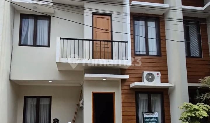 Rumah Siap.huni.hanya 15.Menit.ke.mrt.lebak.bulus