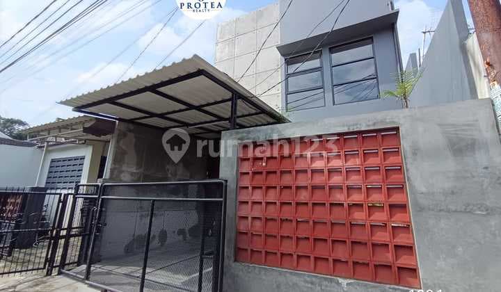 Dijual Rumah Industrial Modern di Nusa Loka Bsd