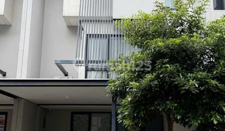 Dijual Rumah Modern Minimalis 3 Lantai Dalam Cluster di BSD