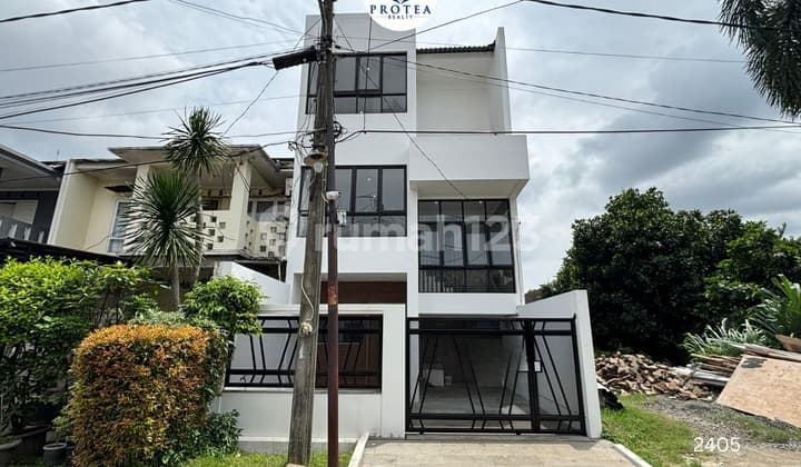 Rumah Minimalis 3 Lantai Siap Huni Dalam Perumahan