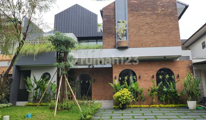Brand New Industrial Modern House in The Green Bsd