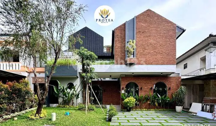 Brand New Industrial Modern House in The Green Bsd