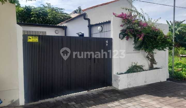 For Sale Semi-Villa House in Canggu Area