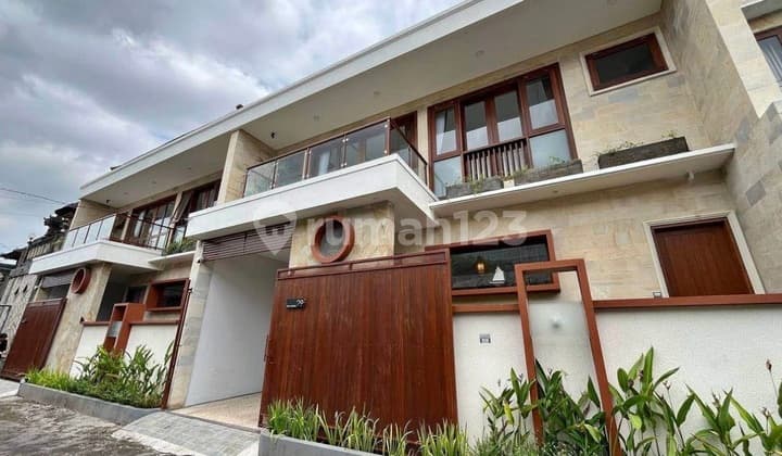 Disewakan Rumah Semi Villa Renon Dekat ke Sanur