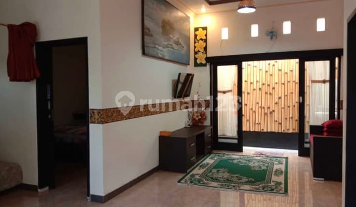 Rumah Full Furnished Glogor Carik Dekat Kuta dan Bandara