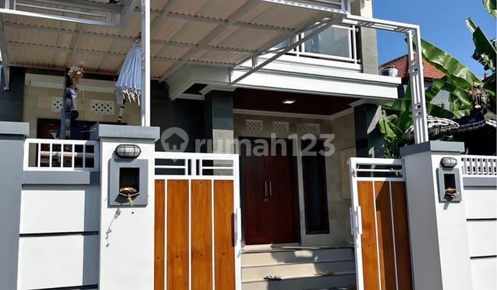 Rumah Dikontrakkan - Ida Bagus Mantra, Gianyar