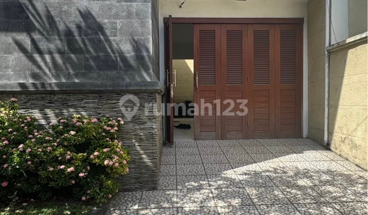 Rumah Lantai 2 Sesetan Denpasar Selatan Minimal 2 Tahun Sewa