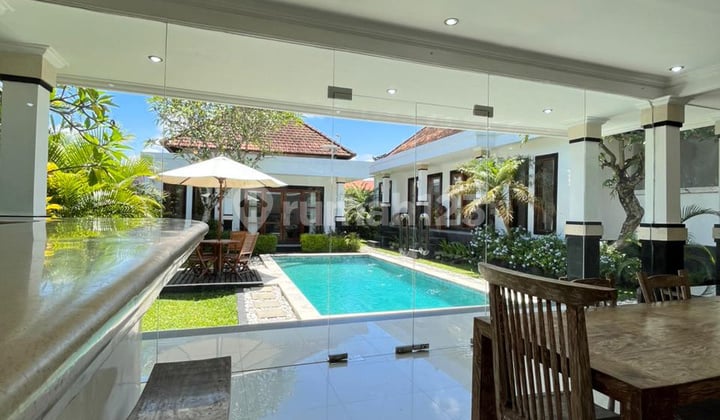 Villa For Yearly Rental Umalas Bumbak - Kerobokan
