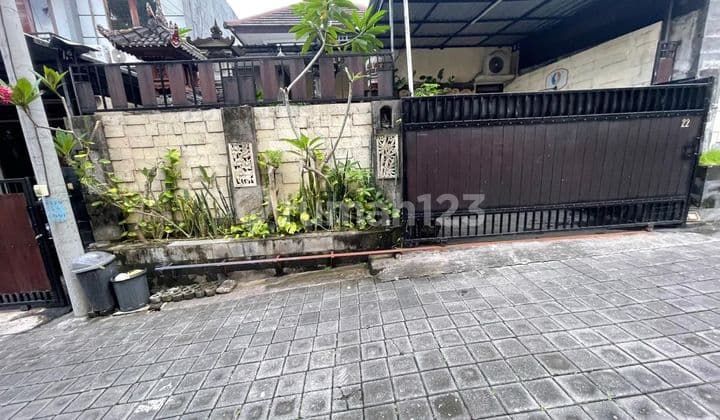 Minimalist House in West Denpasar Area