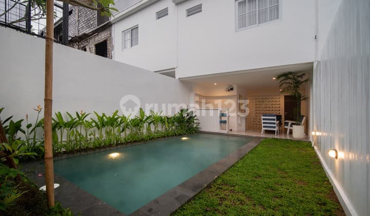 Villa Complex One Gate System Pererenan