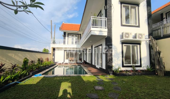 Villa For Rent - Umalas Bumbak