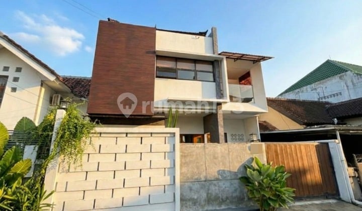 Dijual - Rumah Modern Di Kerobokan, Bali