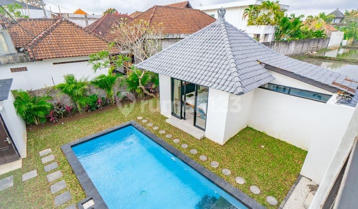 Villa For Yearly Rental Jalan Pengubengan Kerobokan