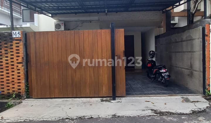 Modern 2-Storey Minimalist Home In Prime Renon Areajalan Tukad Balian, Renon - Bali