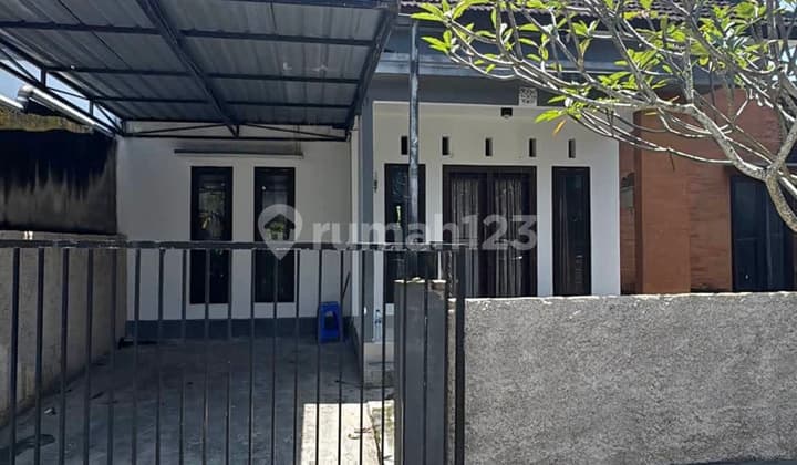 Di Kontrakan Rumah di Kawasan Perumahan Teras Hijau Jl Raya Bali Cliff Ungasan