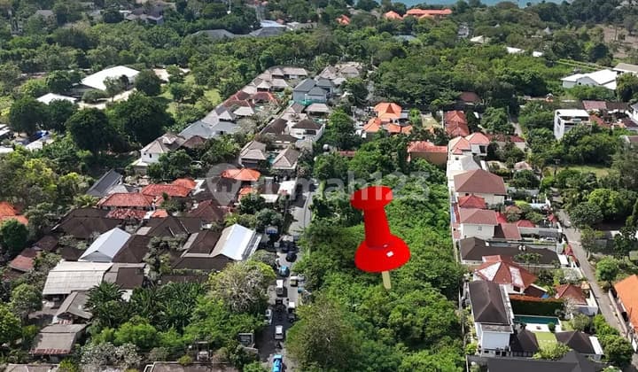 Premium Land on Main Road, 900 Meters to Jimbaran Beach