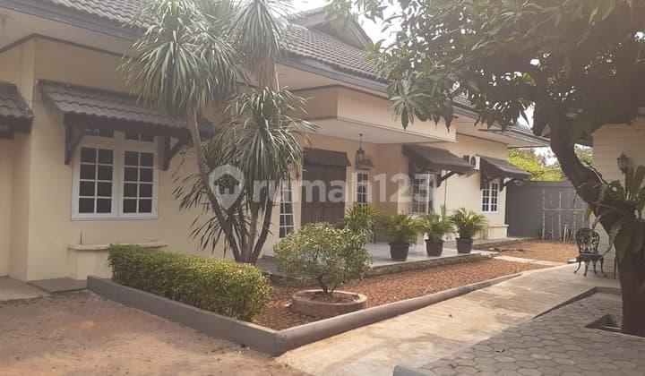 Dijual Rumah Strategis di Jalan Kejaksaan Pondok Bambu Duren Sawit Jakarta Timur