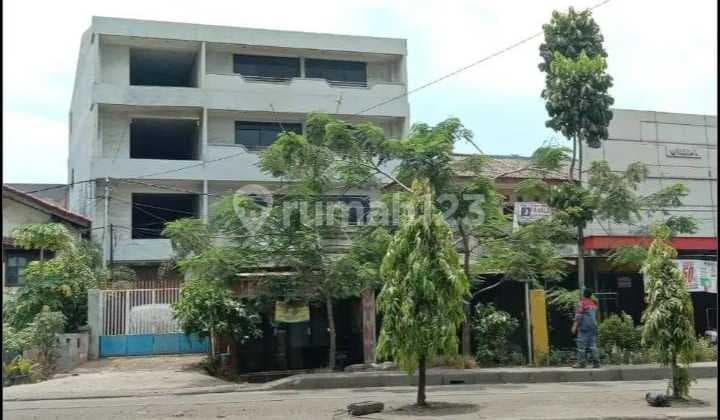 Dijual Bangunan Bekas Bengkel di Cilincing Jakarta Utara
