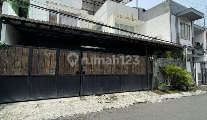 Rumah Strategis di Menteng Atas Jakarta Selatan