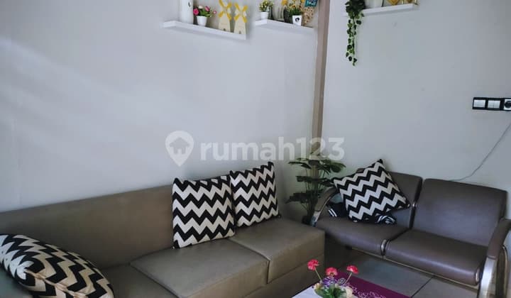 Rumah Rapi Siap Huni di Dukuh Zamrud Bekasi