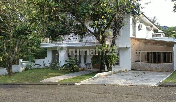 Rumah Asri Dengan Fasilitas Kolam Renang Di Sentul City Bogor