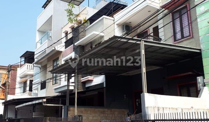 Rumah 2 Lantai Dalam Komplek Kelapa Lilin Kelapa Gading