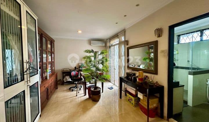 Rumah Furnished Hook Di Duri Permai Jakarta Barat Bebas Banjir Dan Lokasi Strategis