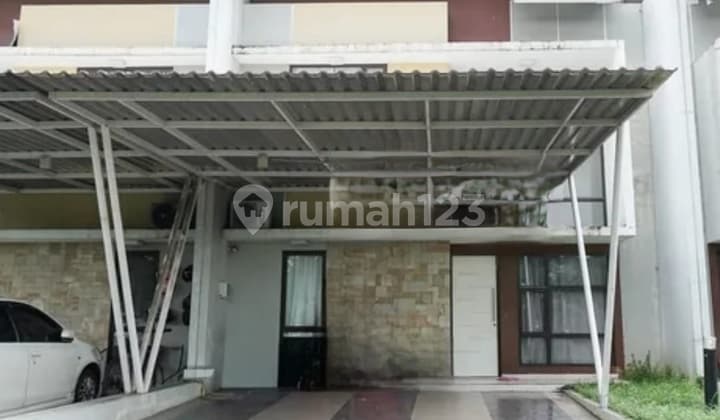 Dijual Murah Rumah Hadap Taman Metland, Arah Timur, Bebas Banjir
