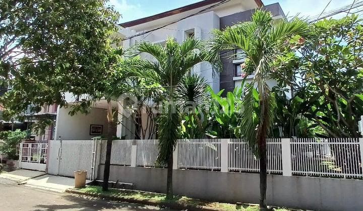 Rumah Siap Huni Posisi Hook di Bintaro Tangsel Rn-17418