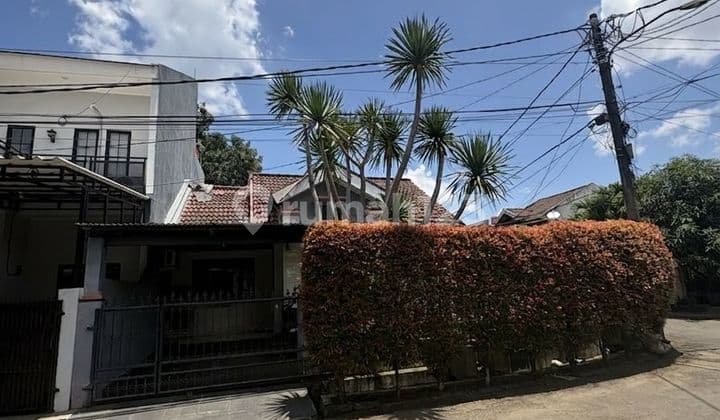 Rumah Hook Siap Huni di Area Bintaro Tangsel Az-17918