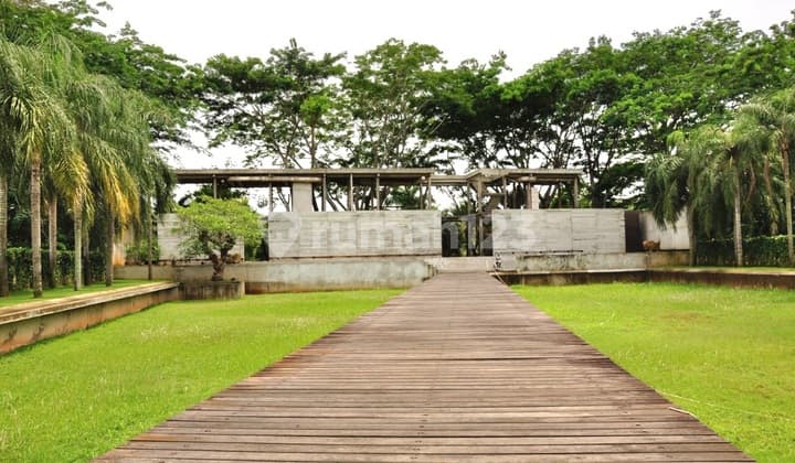 Dijual Rumah Setengah Jadi View Golf di Bukit Golf Bsd