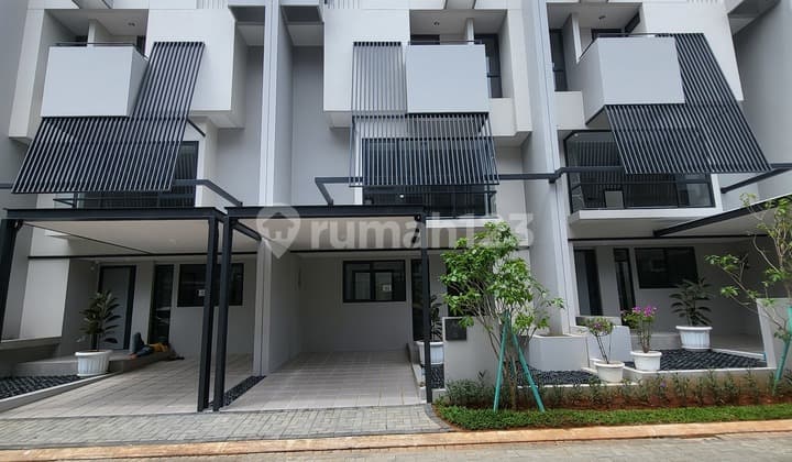 Rumah di Impresahaus, Tabebuya Bsd 3½Lantai, siap huni, unit baru