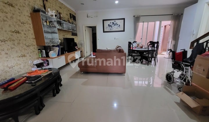 Rumah di Cluster Flamingo The Spring Summarecon Gading Serpong