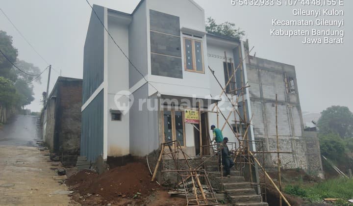 Jual Rumah On Progres 4 Kamar Tidur Bagus Shm Bandung Timur