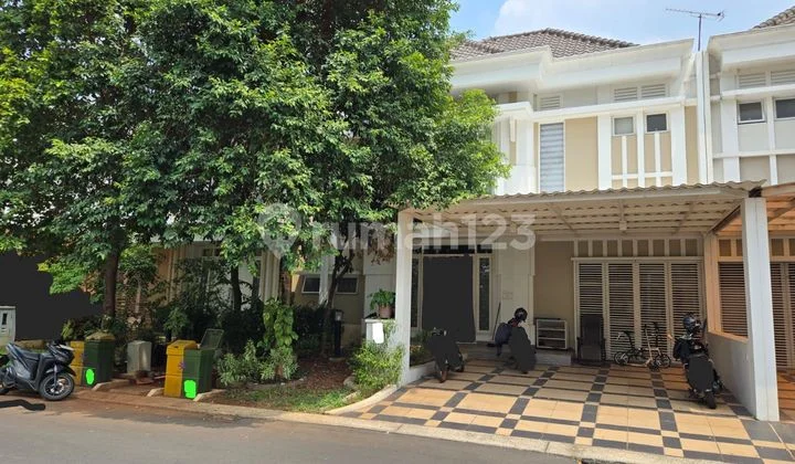 Premium 3-Story House Vernonia Summarecon Fully Furnished