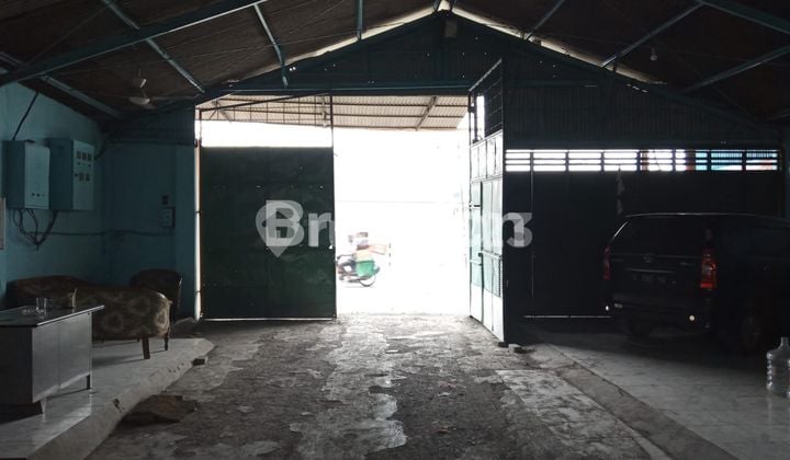 Gudang Raya Karang Pilang Dekat Driyorejo Sepanjang Gunung Sari