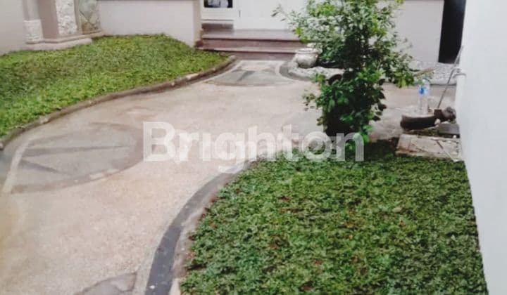 RUMAH 2 LANTAI DHARMAHUSADA INDAH DEKAT GALAXY MALL KERTAJAYA MERR
