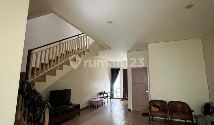 Rumah Bagus 2 Lantai (Seperti Baru) di Kavling Hankam, Joglo, Jak-Bar