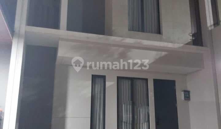Dijual Cepat Rumah Baru 2 Lantai di Uville Bintaro Sektor 9