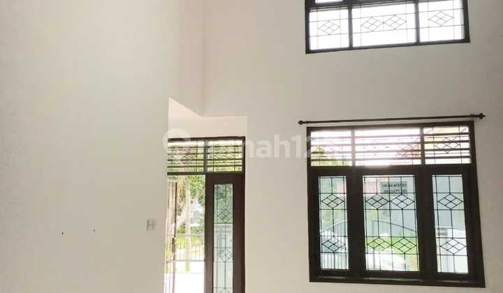 Disewa Rumah 1,5 Lantai Metland Puri Tangerang Dekat Akses Tol