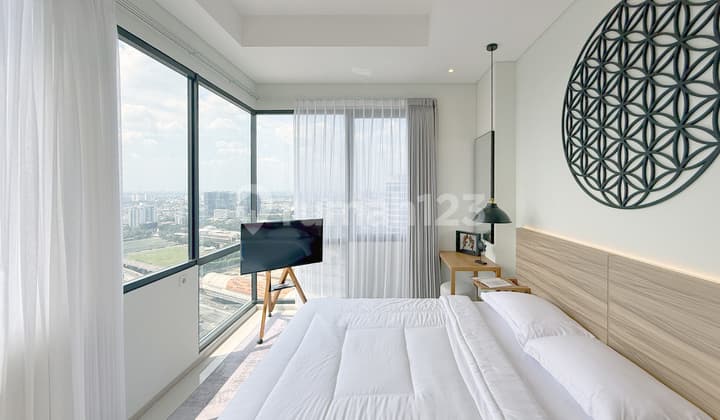 South Jakarta Sudirman Suites Apartment 3BR Furnished