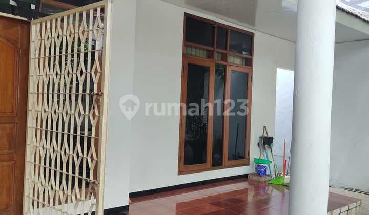 Rumah di Jl. Gajah