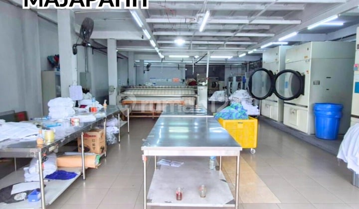 Tanah, Bangunan dan Usaha Laundry Aktif